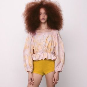 NWT- Zara Women’s Tie Dye Crop Blouse!
